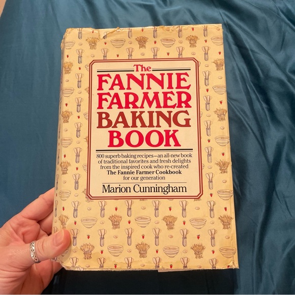Vintage 1984 Fannie Farmer Baking Book. Hardback with jacket - Picture 3 of 8